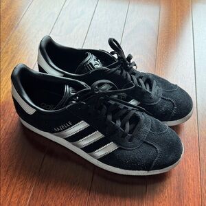 Adidas Black Suede Gazelle Sneakers with Silver Stripes Women’s Size 7.5